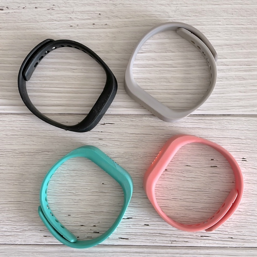 4 Fitbit Flex2 Wristbands - Size Small